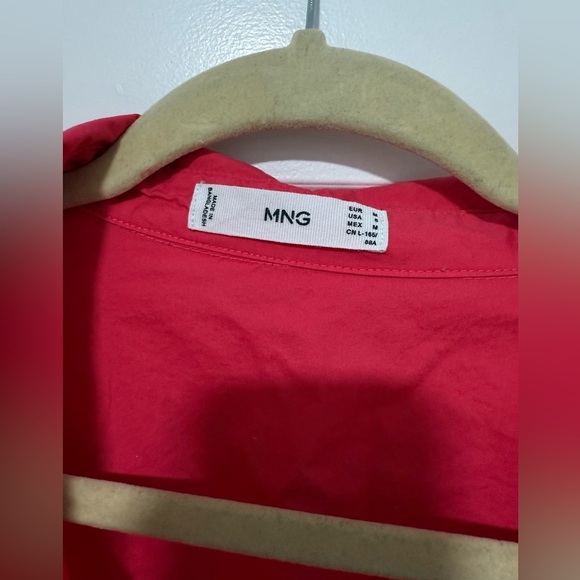 MNG‎ by Mango Fuchsia Button-Up Shirt (Size M) - Picture 3 of 6